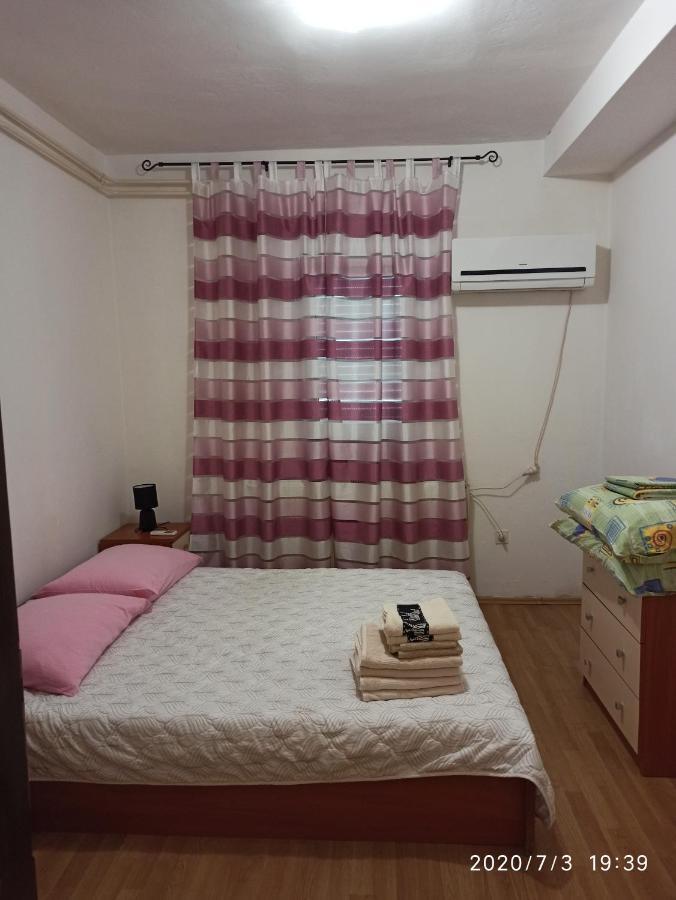 Apartment Knezevic 2 Jadranovo Exterior foto